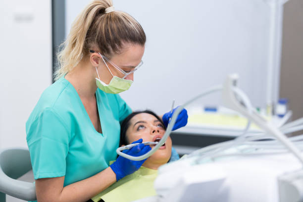 Best Broken or Chipped Tooth Repair in Briar, TX